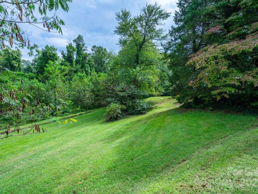 4955 Midway Sand Road, Hickory, NC 28601.  MLS# CAR4309064, YatesRealty ID 2393. 