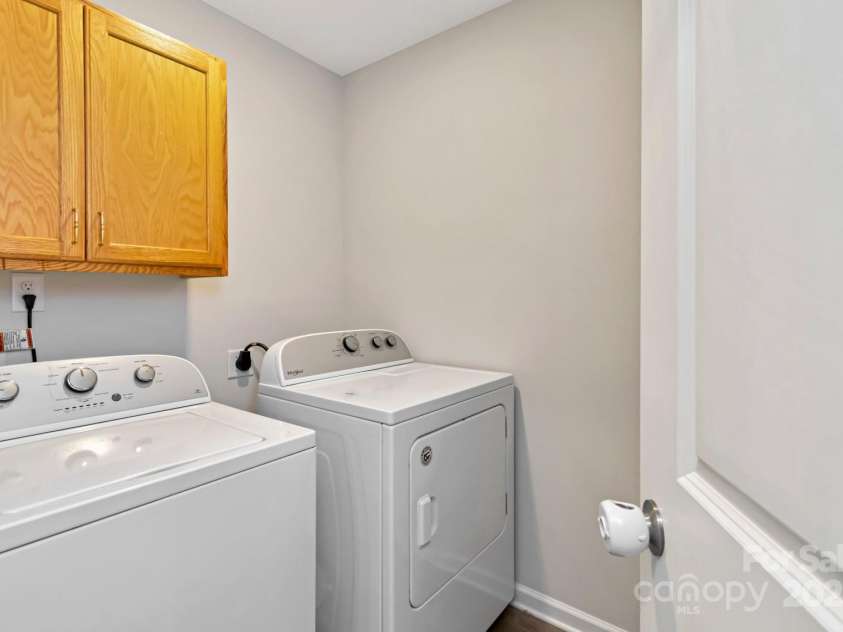 3305 Rian Drive, Lenoir, NC 28645.  MLS# CAR4267149, YatesRealty ID 23930. 