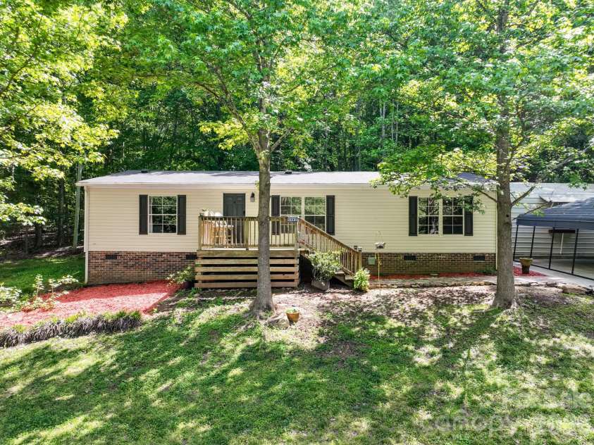5347 Lewis Road, Gastonia, NC 28052.  MLS# CAR4377258, YatesRealty ID 23931. 