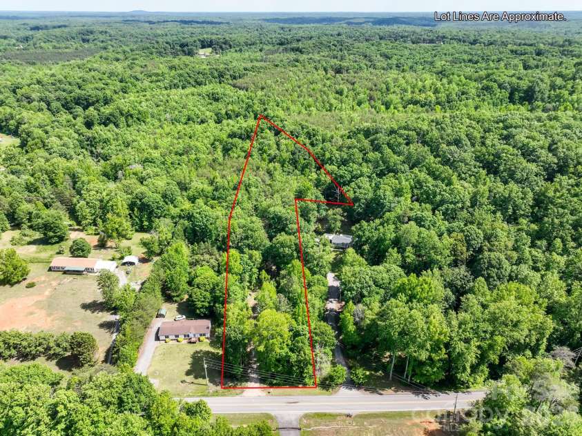 5347 Lewis Road, Gastonia, NC 28052.  MLS# CAR4377258, YatesRealty ID 23931. 
