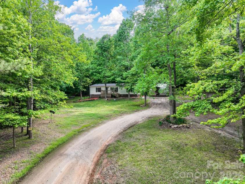 5347 Lewis Road, Gastonia, NC 28052.  MLS# CAR4377258, YatesRealty ID 23931. 