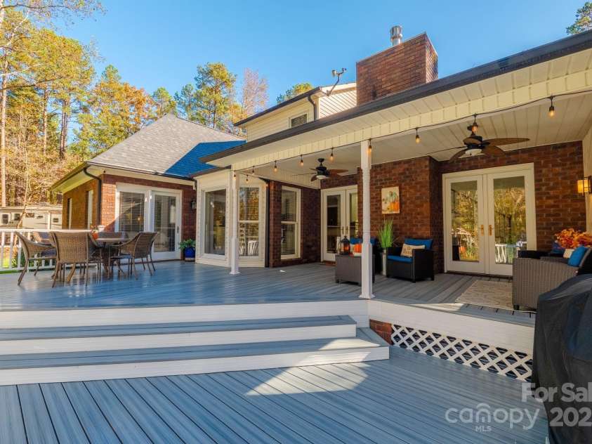 10032 Hunters Trace Drive, Concord, NC 28027.  MLS# CAR4235512, YatesRealty ID 23932. 