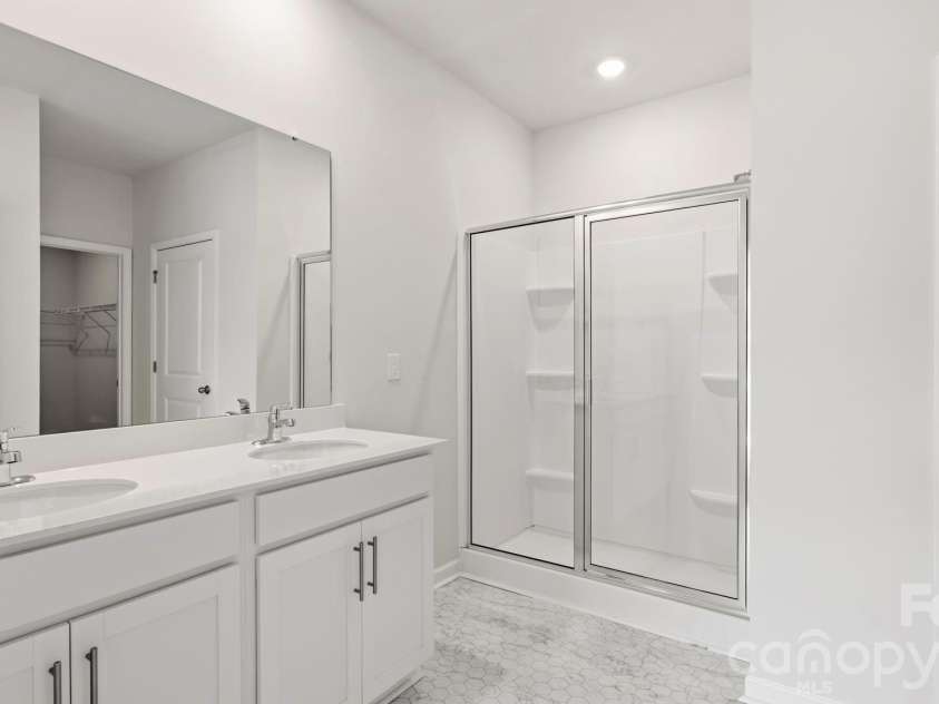 85 Ridgehaven Drive, Waynesville, NC 28786.  MLS# CAR4365525, YatesRealty ID 23933. 