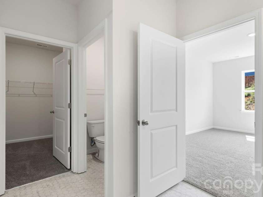 85 Ridgehaven Drive, Waynesville, NC 28786.  MLS# CAR4365525, YatesRealty ID 23933. 