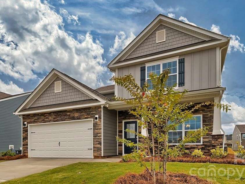 73 Ridgehaven Drive, Waynesville, NC 28786.  MLS# CAR4339883, YatesRealty ID 23934. Photos are representative