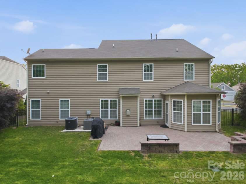 14703 Brannock Hills Drive, Charlotte, NC 28278.  MLS# CAR4369009, YatesRealty ID 23935. 