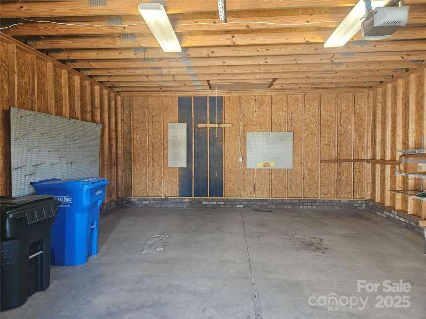 323 Wendover Drive, Locust, NC 28097.  MLS# CAR4273071, YatesRealty ID 23937. 