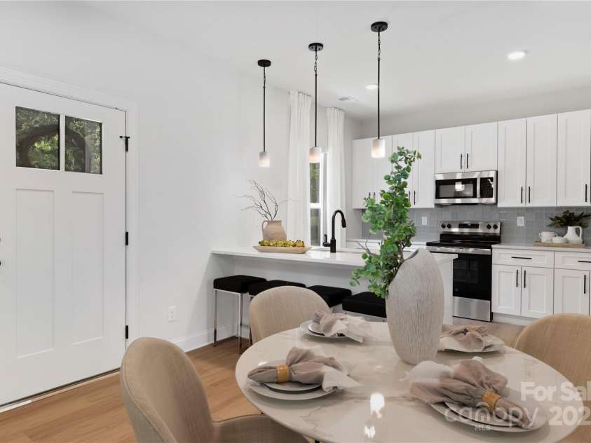 2544 Pinestream Drive, Charlotte, NC 28216.  MLS# CAR4237977, YatesRealty ID 23939. 