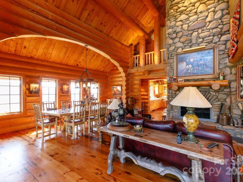 851 Austin Mountain Drive, Burnsville, NC 28714.  MLS# CAR4328686, YatesRealty ID 2394. 