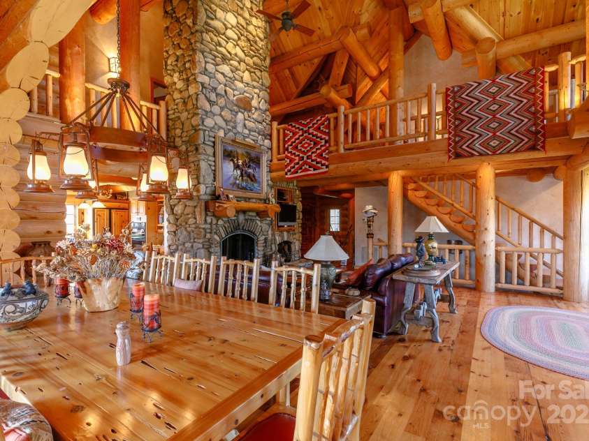 851 Austin Mountain Drive, Burnsville, NC 28714.  MLS# CAR4328686, YatesRealty ID 2394. 