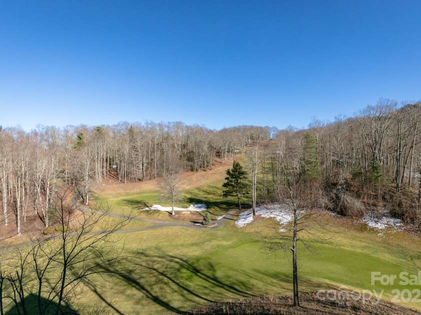 851 Austin Mountain Drive, Burnsville, NC 28714.  MLS# CAR4328686, YatesRealty ID 2394. 