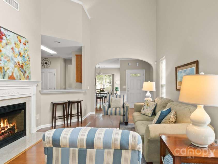 424 Paperbark Lane, Rock Hill, SC 29732.  MLS# CAR4266335, YatesRealty ID 23941. 