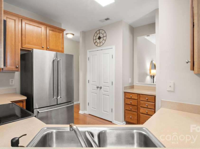 424 Paperbark Lane, Rock Hill, SC 29732.  MLS# CAR4266335, YatesRealty ID 23941. 