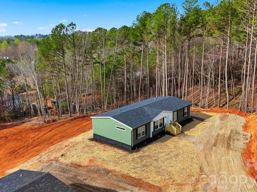 4186 Maple Trail, Morganton, NC 28655.  MLS# CAR4357270, YatesRealty ID 23943. 