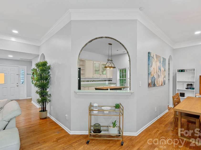 207 Kilborne Road, Mooresville, NC 28117.  MLS# CAR4373290, YatesRealty ID 23944. Kitchen Nook Window