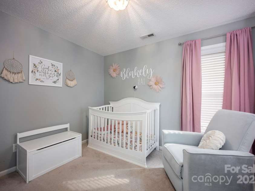 908 Carole Summey Drive, Dallas, NC 28034.  MLS# CAR4245869, YatesRealty ID 23944. 