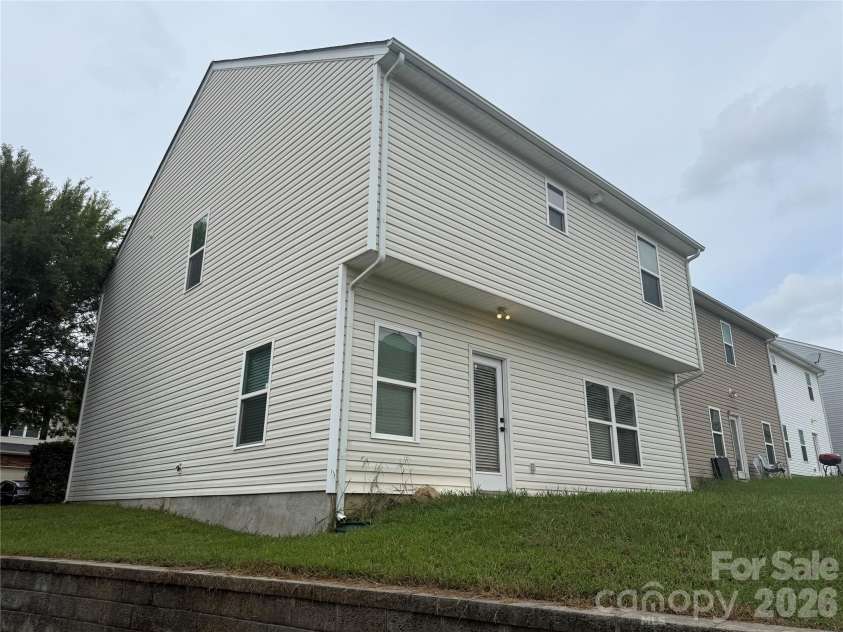 14304 Evening Flight Lane, Charlotte, NC 28262.  MLS# CAR4419208, YatesRealty ID 23945. 
