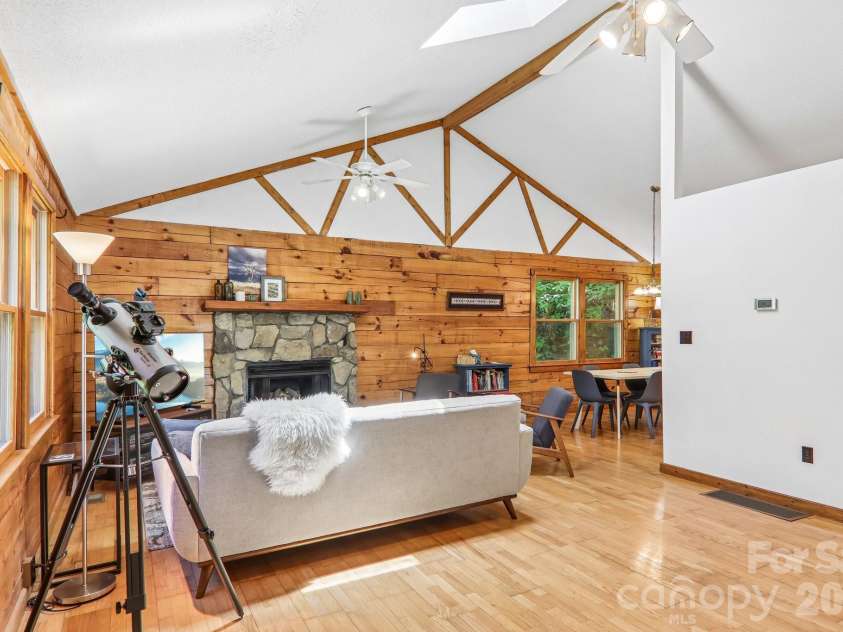 152 Trails End Lane, Maggie Valley, NC 28751.  MLS# CAR4380988, YatesRealty ID 23946. 