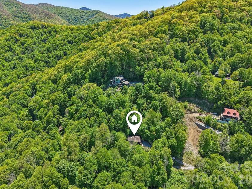 152 Trails End Lane, Maggie Valley, NC 28751.  MLS# CAR4380988, YatesRealty ID 23946. 