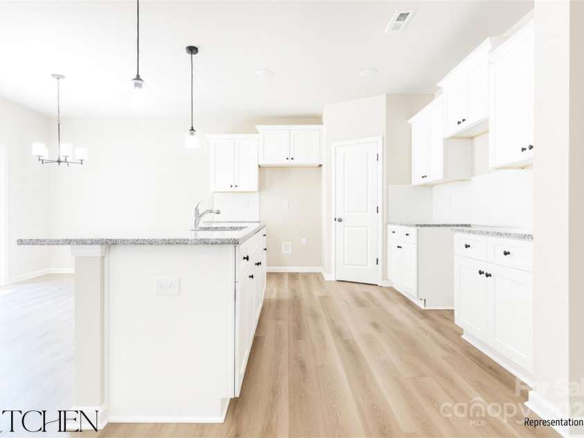 6712 Sugar Creek Road, Charlotte, NC 28269.  MLS# CAR4263225, YatesRealty ID 23946. 