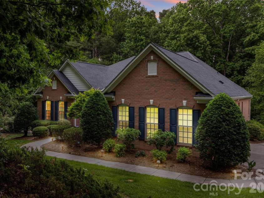 101 Woodwinds Drive, Mount Holly, NC 28120.  MLS# CAR4381091, YatesRealty ID 23947. 