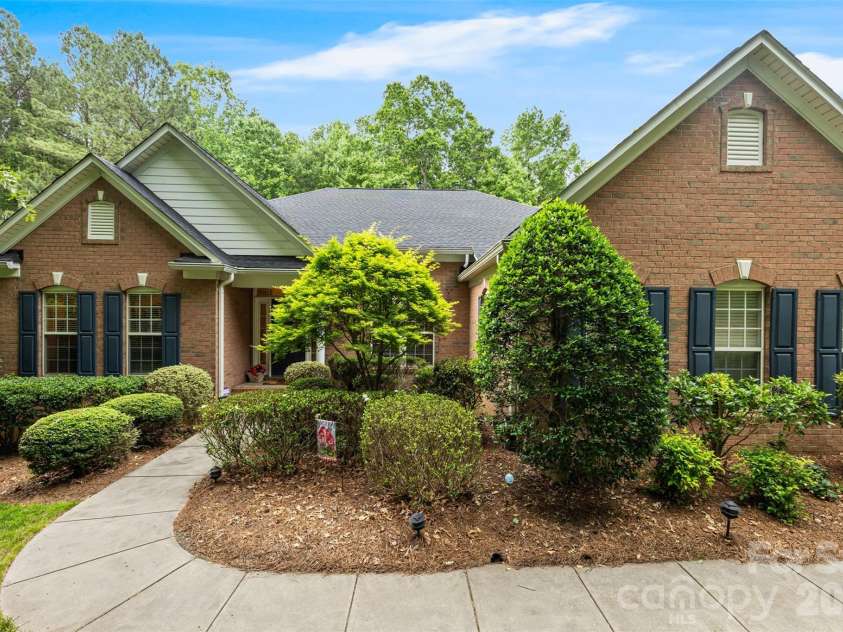 101 Woodwinds Drive, Mount Holly, NC 28120.  MLS# CAR4381091, YatesRealty ID 23947. 