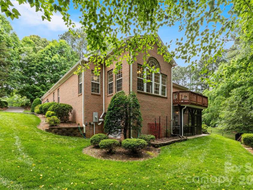101 Woodwinds Drive, Mount Holly, NC 28120.  MLS# CAR4381091, YatesRealty ID 23947. 