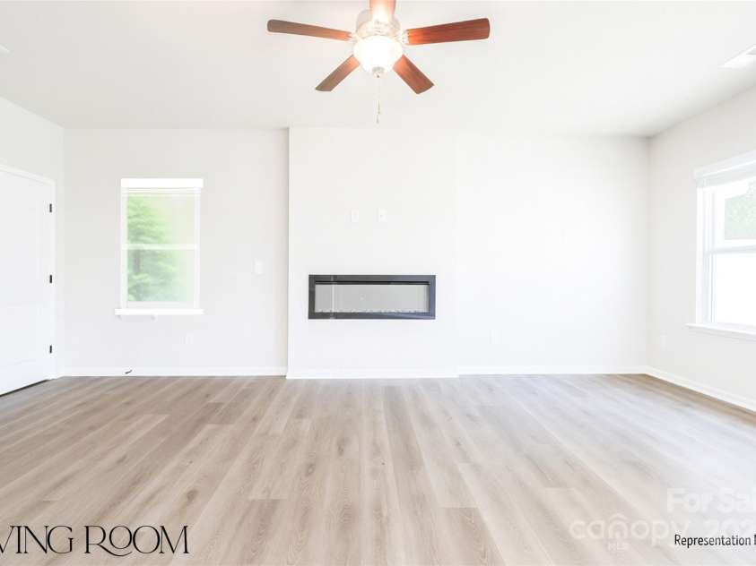 6708 Sugar Creek Road, Charlotte, NC 28269.  MLS# CAR4305290, YatesRealty ID 23947. 