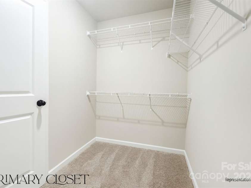 6708 Sugar Creek Road, Charlotte, NC 28269.  MLS# CAR4305290, YatesRealty ID 23947. 