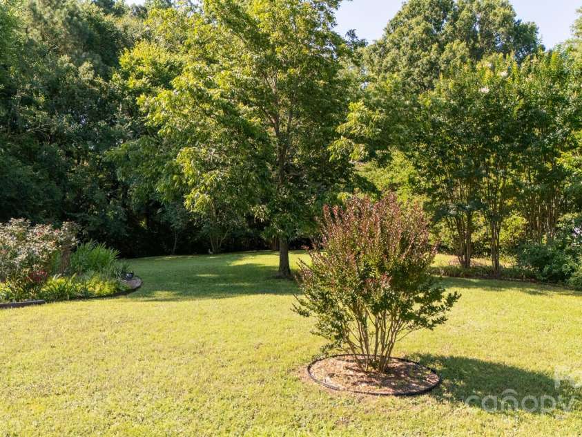 2949 Glenstone Drive, Rock Hill, SC 29730.  MLS# CAR4276328, YatesRealty ID 23948. 