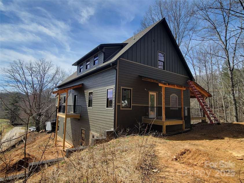 171 Cowtail Cove, Clyde, NC 28721.  MLS# CAR4235528, YatesRealty ID 2395. 