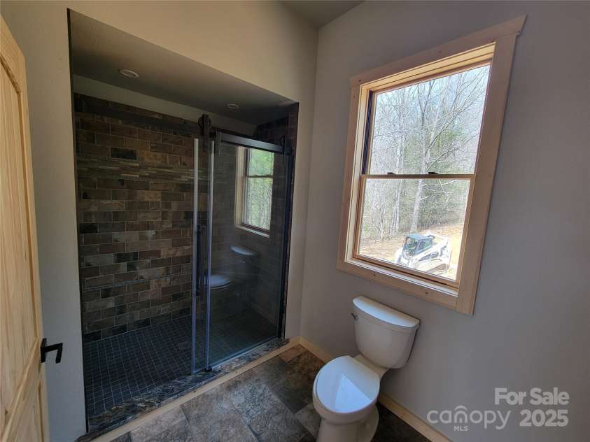 171 Cowtail Cove, Clyde, NC 28721.  MLS# CAR4235528, YatesRealty ID 2395. 