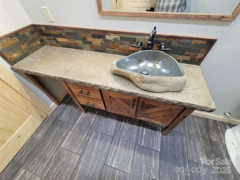 171 Cowtail Cove, Clyde, NC 28721.  MLS# CAR4235528, YatesRealty ID 2395. 