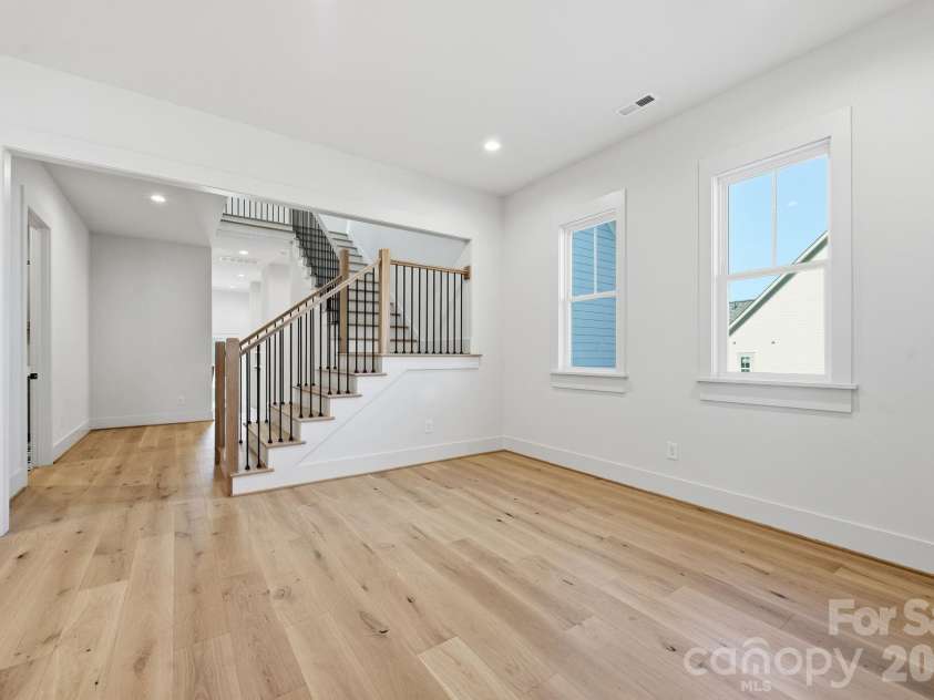 7245 Westrow Avenue, Charlotte, NC 28278.  MLS# CAR4314661, YatesRealty ID 2395. Large open dining space perfect for family gatherings. 