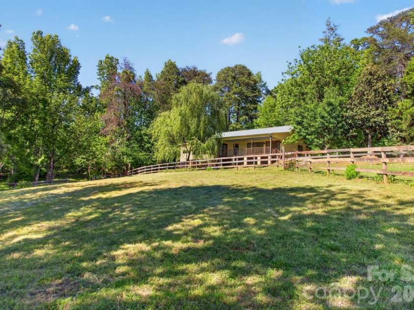 3205 Collinsville Road, Columbus, NC 28722.  MLS# CAR4378818, YatesRealty ID 23951. 