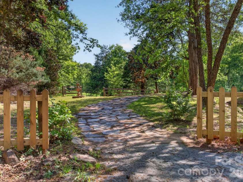3205 Collinsville Road, Columbus, NC 28722.  MLS# CAR4378818, YatesRealty ID 23951. 