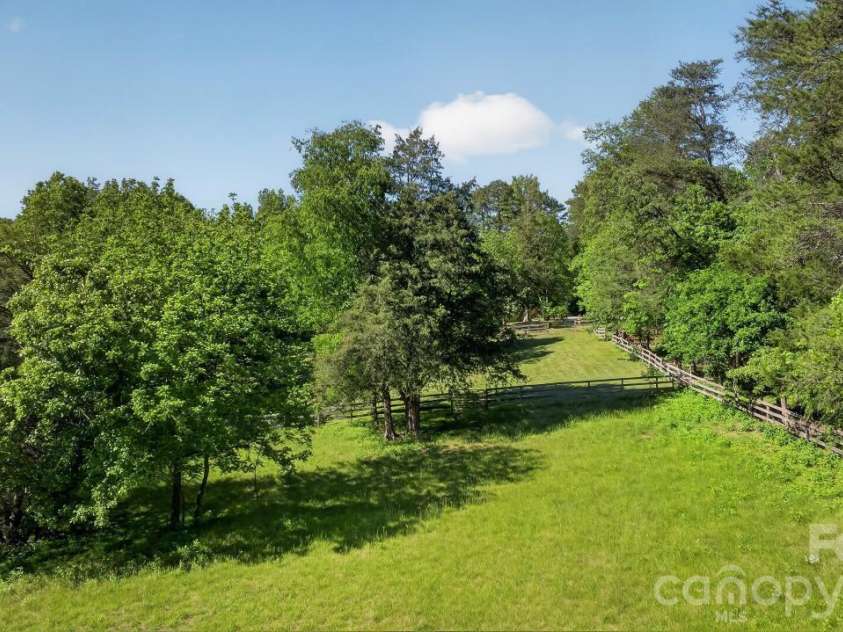3205 Collinsville Road, Columbus, NC 28722.  MLS# CAR4378818, YatesRealty ID 23951. 