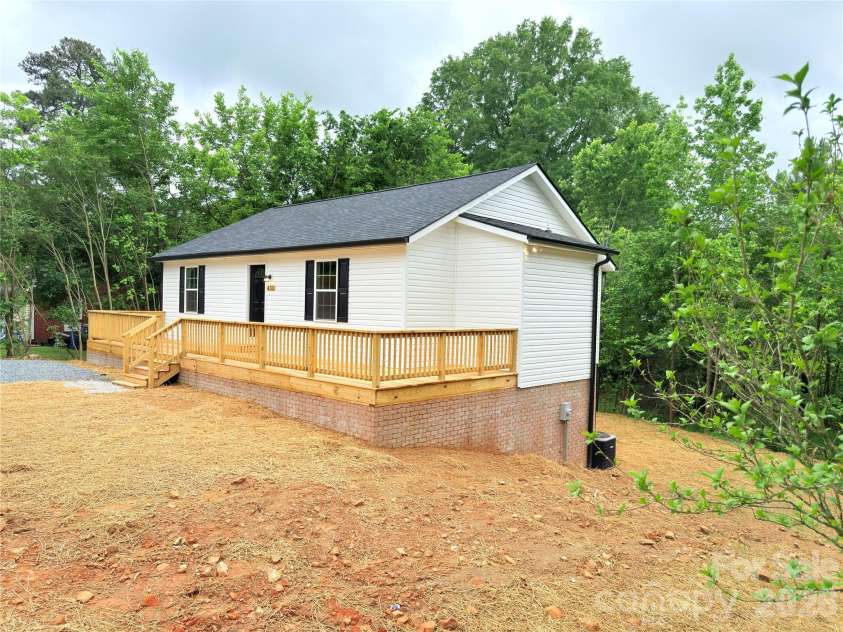 431 Eastover Avenue, Norwood, NC 28128.  MLS# CAR4379477, YatesRealty ID 23953. 