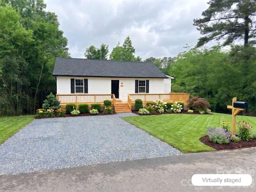 431 Eastover Avenue, Norwood, NC 28128.  MLS# CAR4379477, YatesRealty ID 23953. Virtually staged landscaping