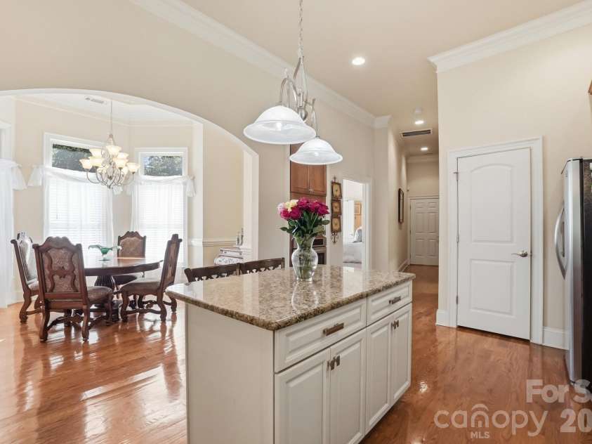 11855 Churchfield Lane, Charlotte, NC 28277.  MLS# CAR4383423, YatesRealty ID 23954. 