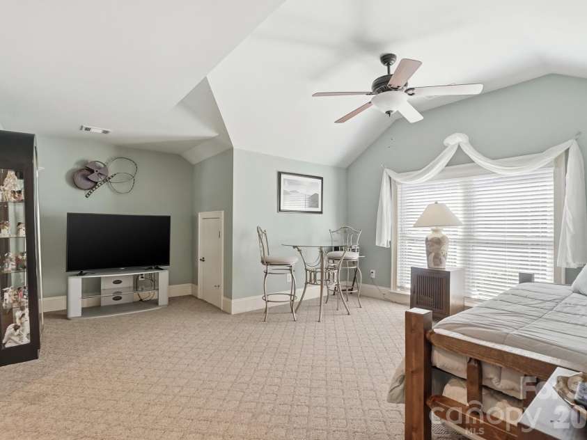 11855 Churchfield Lane, Charlotte, NC 28277.  MLS# CAR4383423, YatesRealty ID 23954. 