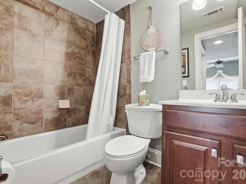 11855 Churchfield Lane, Charlotte, NC 28277.  MLS# CAR4383423, YatesRealty ID 23954. 