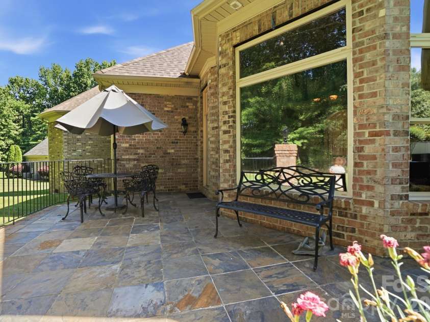 11855 Churchfield Lane, Charlotte, NC 28277.  MLS# CAR4383423, YatesRealty ID 23954. 