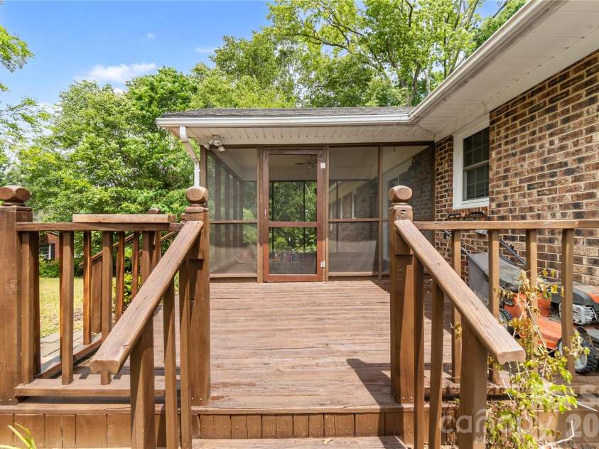 1141 Shannon Drive, Wadesboro, NC 28170.  MLS# CAR4379941, YatesRealty ID 23956. 