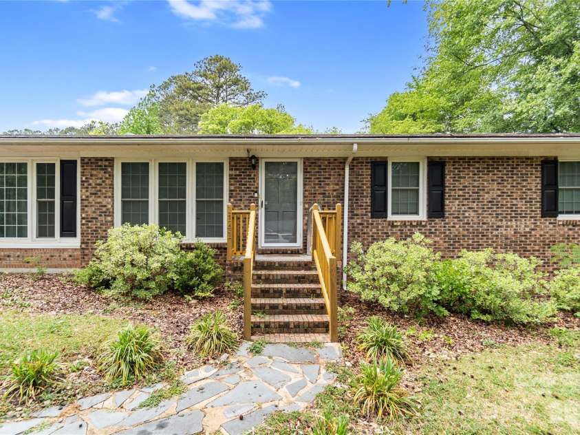 1141 Shannon Drive, Wadesboro, NC 28170.  MLS# CAR4379941, YatesRealty ID 23956. 