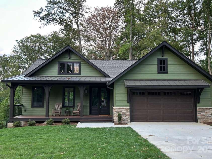 120 Gashes Creek Road, Asheville, NC 28805.  MLS# CAR4273637, YatesRealty ID 23957. 