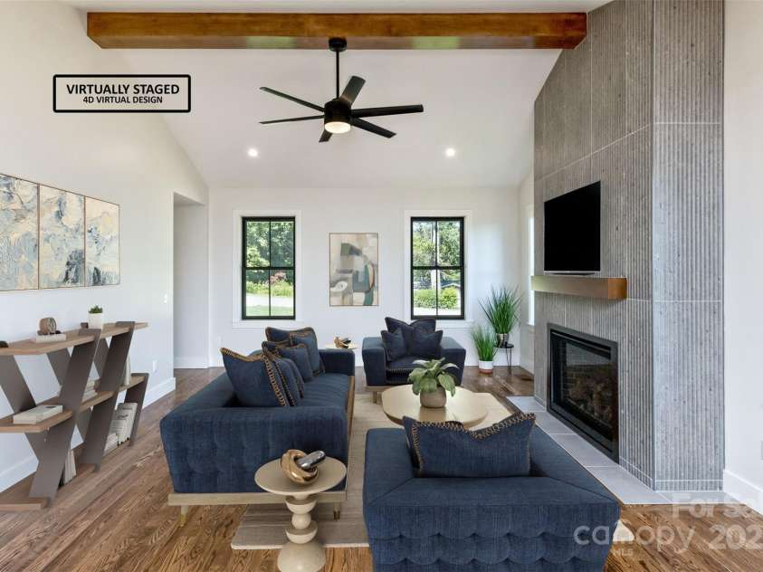 120 Gashes Creek Road, Asheville, NC 28805.  MLS# CAR4273637, YatesRealty ID 23957. Great Room