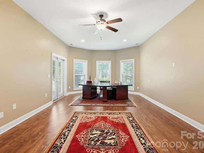 932 Thorn Ridge Lane, Clover, SC 29710.  MLS# CAR4346991, YatesRealty ID 23957. Executive office