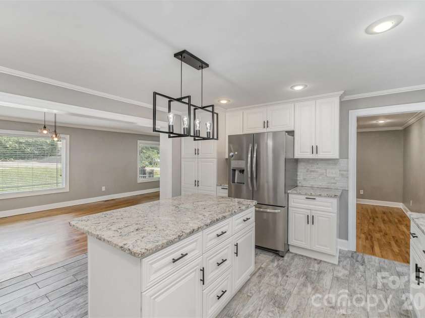 1164 Bradford Mountain Road, Lenoir, NC 28645.  MLS# CAR4369026, YatesRealty ID 23958. 