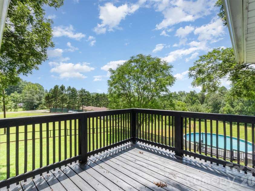 1164 Bradford Mountain Road, Lenoir, NC 28645.  MLS# CAR4369026, YatesRealty ID 23958. 